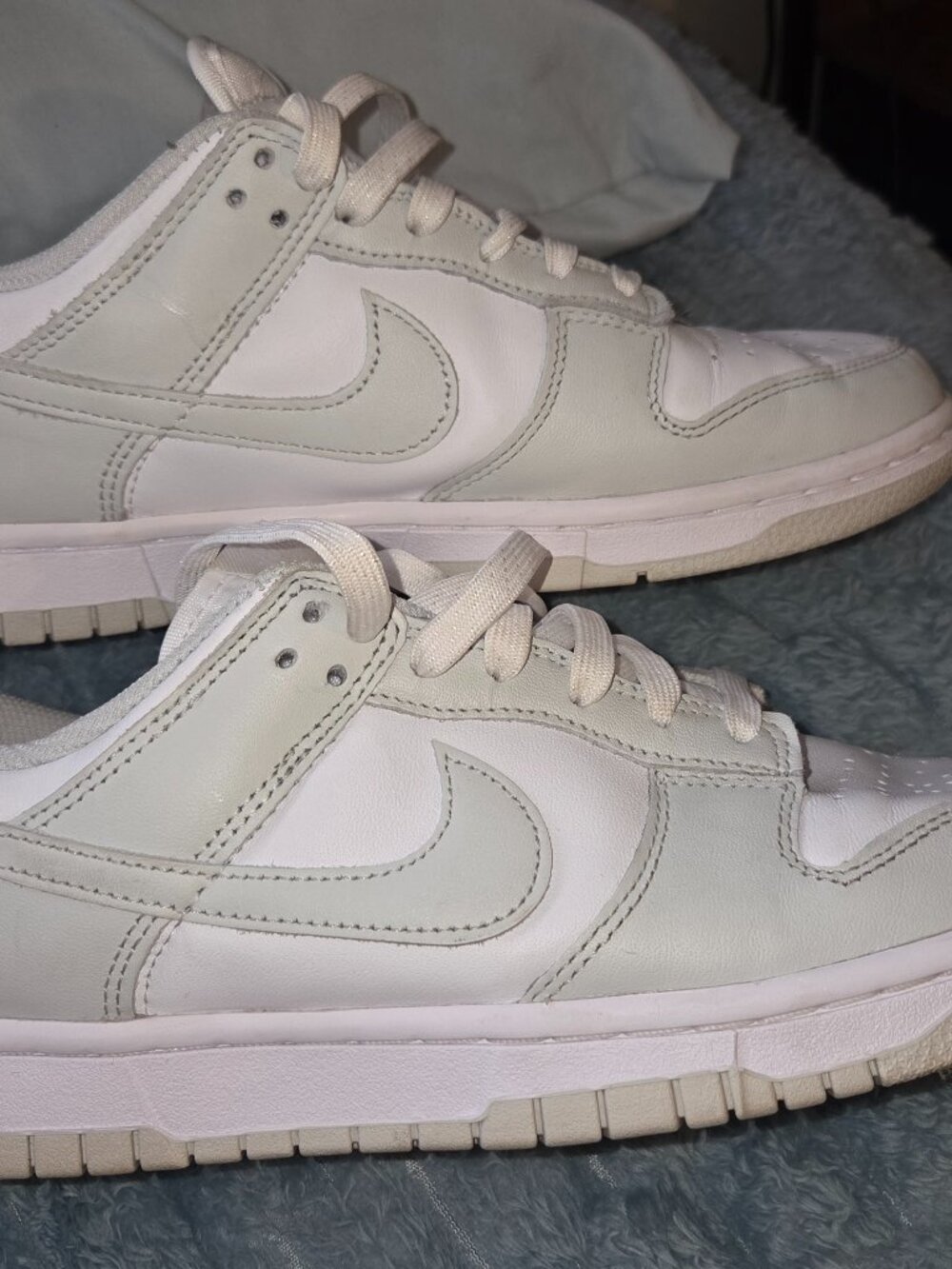 Womens nike dunk shoes size 9 photon dust
